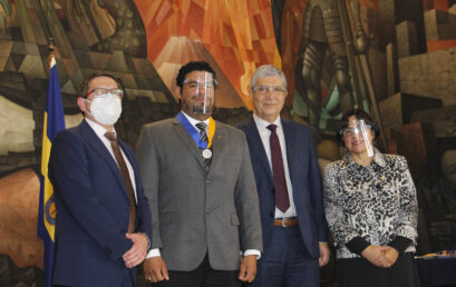 Universidad de Concepción otorga medalla doctoral a tres profesionales de la Facultad de Ciencias Químicas