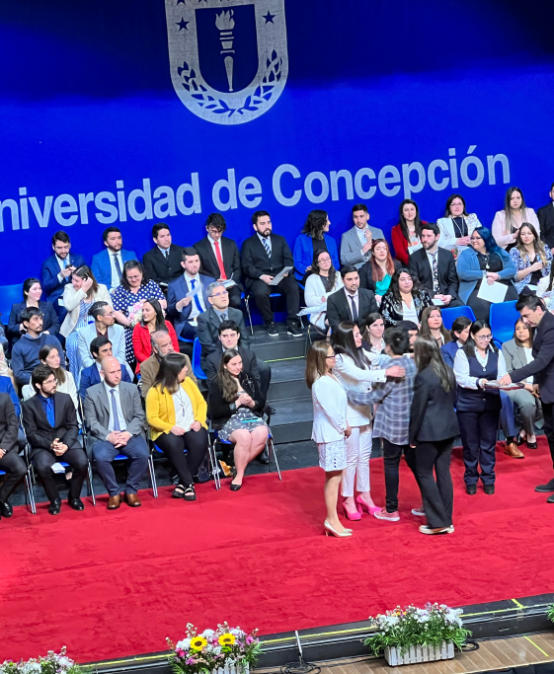 Facultad de Ciencias Químicas titula a 80 nuevas y nuevos profesionales de cuatro generaciones