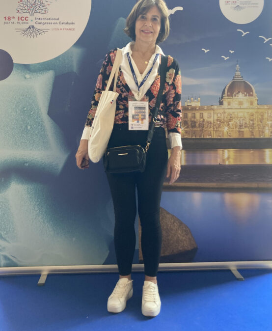 Dra. Gina Pecchi expone en 18th International Congress on Catalysis (ICC) realizado en Lyon Francia