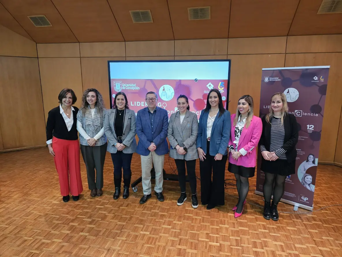 Científicas abordaron desafíos de ser mujeres en la academia Científicas abordaron desafíos de ser mujeres en la academia