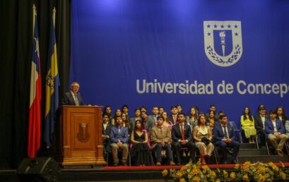 Casi una centena de nuevos y nuevas profesionales se titularon de la FCQ UdeC