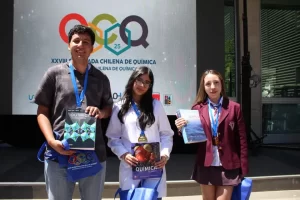 🌟 Celebramos a los finalistas de la Olimpiada Chilena de Química 2025 🌟El pasado sábado 22 de (2)