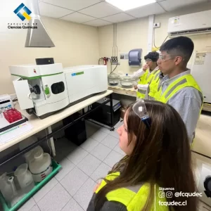 @ceeqaudec @lqq udec @sqmchile🔆 Día 4 Gira de Estudios 2025 FCQVisita Edificio Corporativo SQ (6)